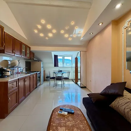 Prime Center - 1bdr - Floor Next To The National Stadium & Sofia