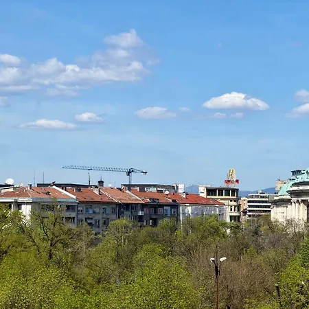 Prime Center - 1bdr - Floor Next To The National Stadium & Sofia