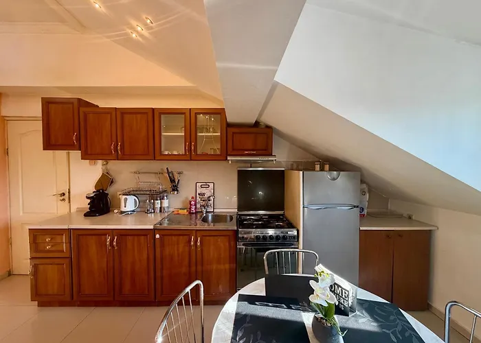 Prime Center - 1bdr - Floor Next To The National Stadium & ソフィア