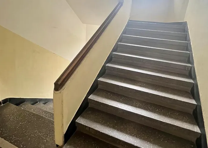 Prime Center - 1bdr - Floor Next To The National Stadium & アパート ソフィア